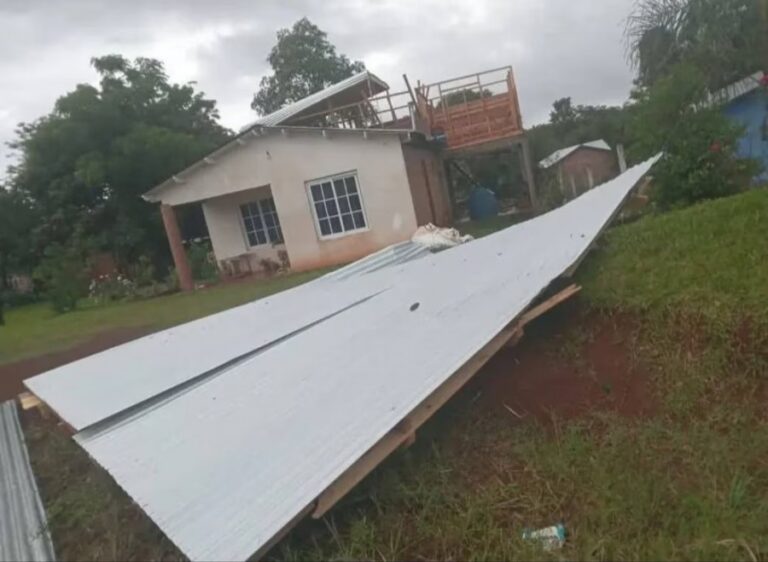 La tormenta provocó destrozos en varias localidades de Misiones