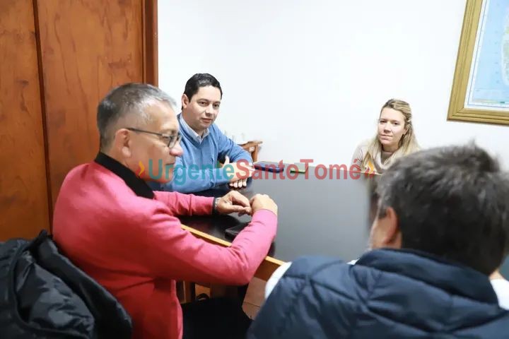 Virasoro: De la Cruz recibió a autoridades de la USAL y podrían sumar más carreras