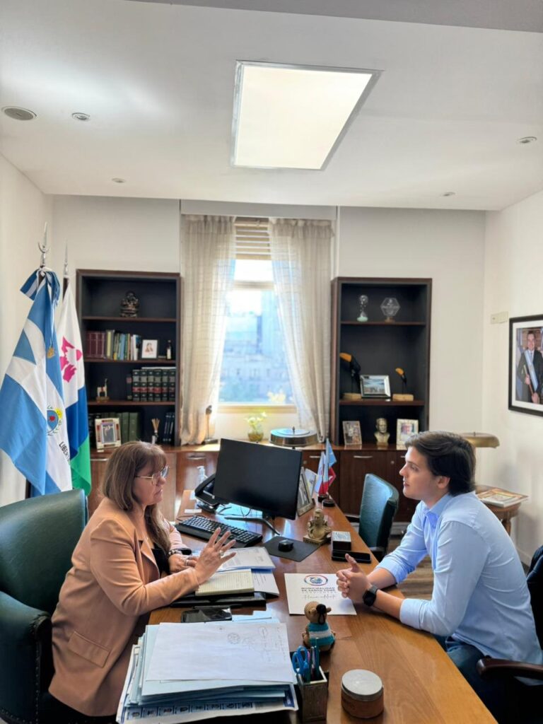 Proponen declarar “Festival Nacional” al Festival del Folclore Correntino en su 60° edición