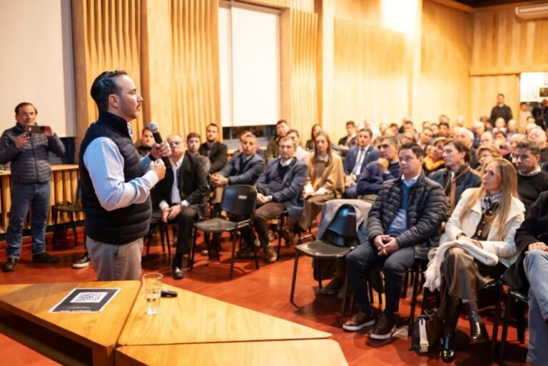 Valdes encabezó en Virasoro un encuentro con empresarios y sector productivo