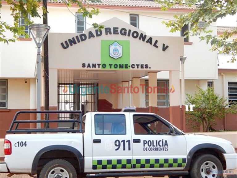 Escándalo en la Comisaría Primera de SantoTomé: Dos policías a las trompadas dentro de la institución por una mujer