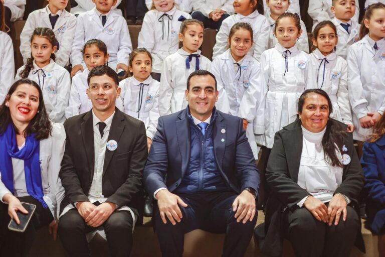 Santo Tomé rindió homenaje a nuestra Enseña Nacional y a su creador