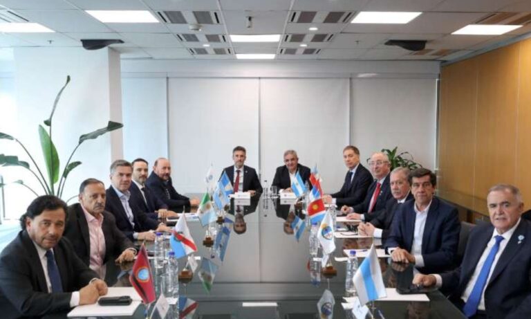 Valdes y gobernadores del Norte Grande y avanzaron en una agenda regional