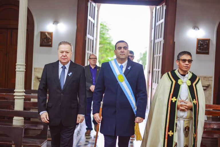 Con emoción y espíritu patrio, Santo Tomé conmemoró el Día de la Independencia