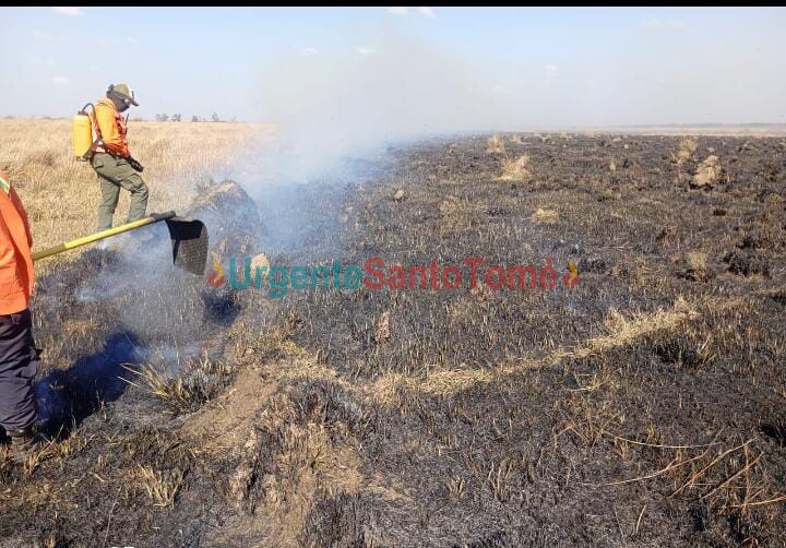 Los intensos vientos provocaron focos ígneos en zonas rurales de Santo Tomé