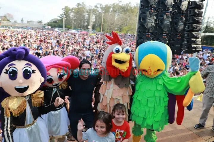 Virasoro: Gran y masivo evento por el día del niño organizado por el Municipio