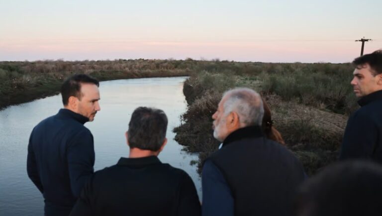 JP Valdés anunció obras para varias localidades para mitigar "el niño"