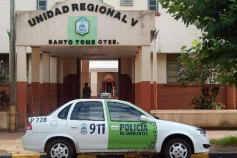 Denuncian a un agente de la Policía de Santo Tomé por amenaza de muerte y una feroz golpiza a su pareja. "Me puso el arma en la cabeza"