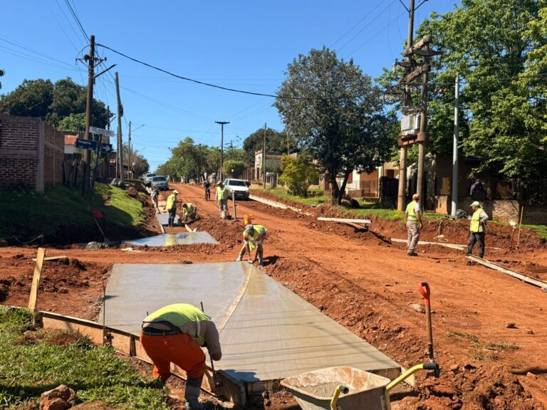 Santo Tomé, con obras en marcha: el Municipio intensifica las mejoras en calles, servicios y espacios públicos