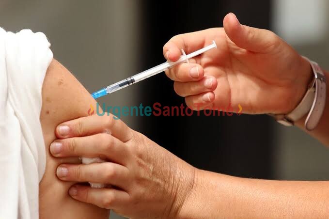 Salud Pública refuerza la campaña de vacunación contra el Dengue Salud Pública refuerza la campaña de vacunación contra el Dengue