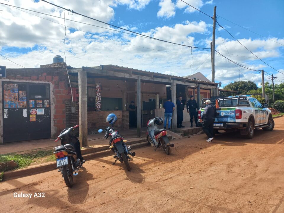 Santo Tomé: Lo denunciaron por tenencia de arma y amenaza y descubrieron un bunker de drogas